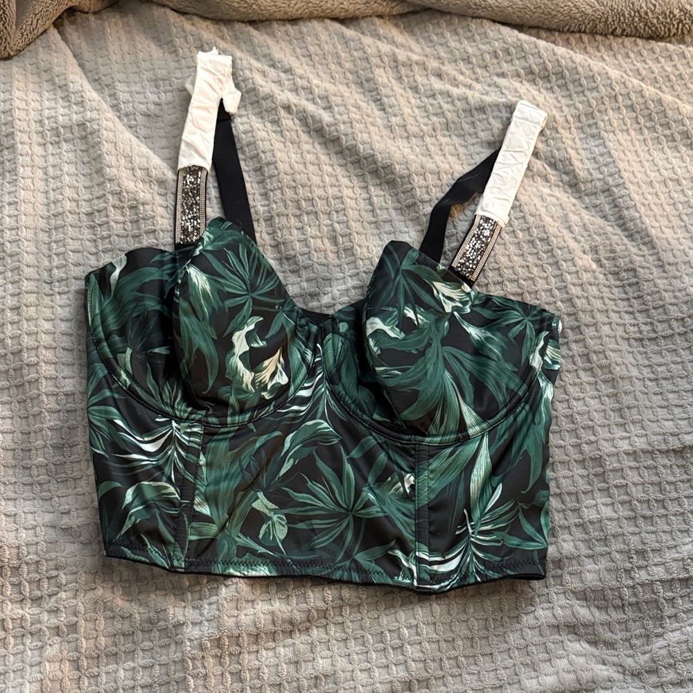 Victoria’s Secret Matching corset and panties sequin Print Lingerie Set - M 34DD - Picture 2 of 11